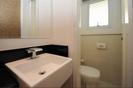 Apartamento para alugar com 203m², 4 quartos e 3 vagas Apartamento para alugar com 203m², 4 quartos e 3 vagasLavabo