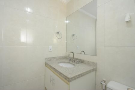 Apartamento para alugar com 203m², 4 quartos e 3 vagas Apartamento para alugar com 203m², 4 quartos e 3 vagasBanheiro da Suíte 2