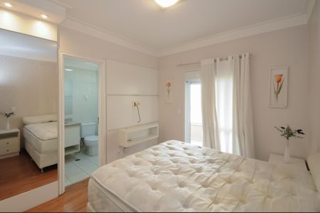 Apartamento para alugar com 203m², 4 quartos e 3 vagas Apartamento para alugar com 203m², 4 quartos e 3 vagasSuite 2