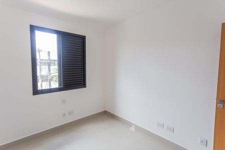 Apartamento à venda com 115m², 3 quartos e 2 vagasQuarto 