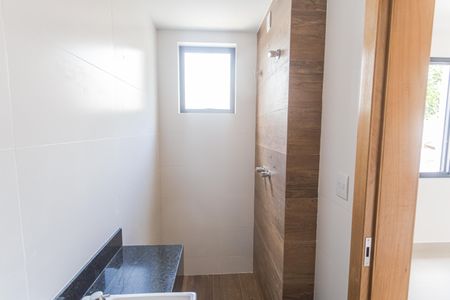 Apartamento à venda com 115m², 3 quartos e 2 vagasBanheiro da Suíte 1