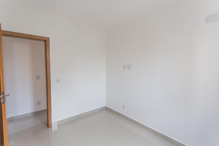 Apartamento à venda com 115m², 3 quartos e 2 vagasQuarto 