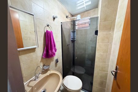 Apartamento à venda com 90m², 2 quartos e 2 vagas Apartamento à venda com 90m², 2 quartos e 2 vagasBanheiro Social