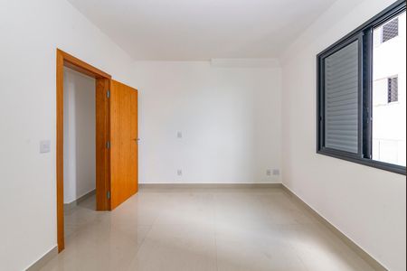 Apartamento à venda com 88m², 3 quartos e 2 vagasSuíte 1