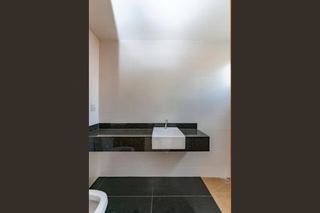 Apartamento à venda com 88m², 3 quartos e 2 vagasBanheiro da Suíte 2