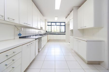 Apartamento à venda com 330m², 4 quartos e 3 vagasCozinha