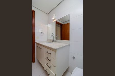 Apartamento à venda com 330m², 4 quartos e 3 vagasSuíte 1 - Banheiro