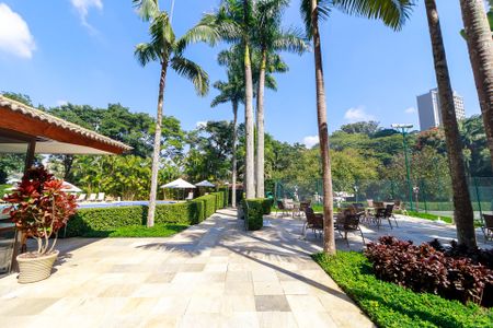 Apartamento à venda com 330m², 4 quartos e 3 vagasClube