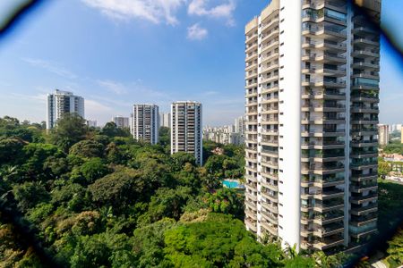 Apartamento à venda com 330m², 4 quartos e 3 vagasSala - Vista
