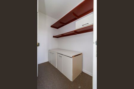 Apartamento à venda com 330m², 4 quartos e 3 vagasQuarto de Serviço