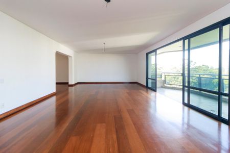 Apartamento à venda com 330m², 4 quartos e 3 vagasSala