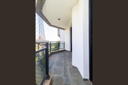 Apartamento à venda com 330m², 4 quartos e 3 vagasSuíte 1