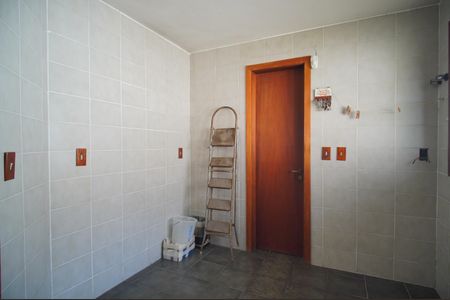 Casa à venda com 300m², 5 quartos e 2 vagasÁrea de Serviço