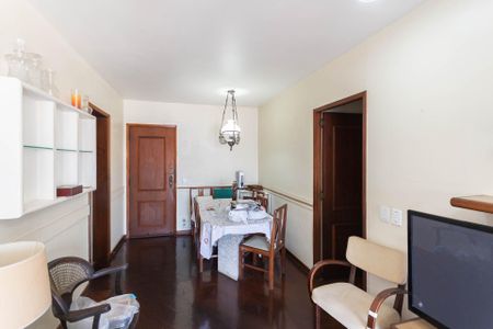 Apartamento à venda com 80m², 2 quartos e 1 vagaSala