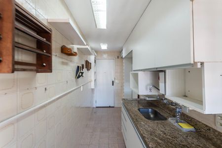 Apartamento à venda com 80m², 2 quartos e 1 vagaCozinha
