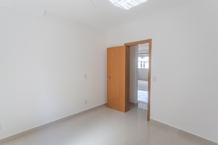 Apartamento à venda com 88m², 3 quartos e 2 vagasSuíte 2