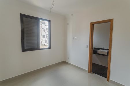 Apartamento à venda com 88m², 3 quartos e 2 vagasSuíte 1
