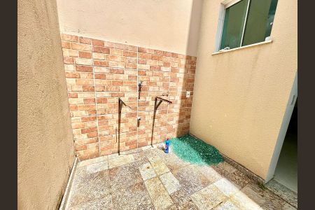 Apartamento à venda com 82m², 3 quartos e 1 vagaÁrea de Serviço