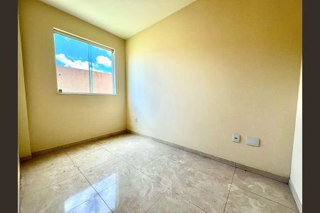 Apartamento à venda com 82m², 3 quartos e 1 vagaQuarto 2