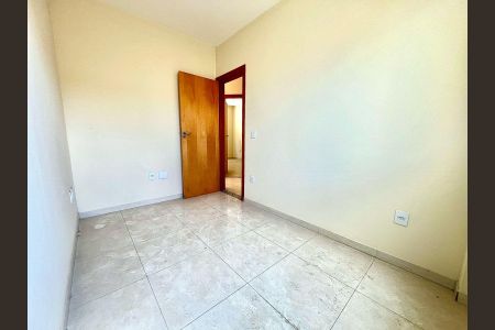 Apartamento à venda com 82m², 3 quartos e 1 vagaQuarto 2