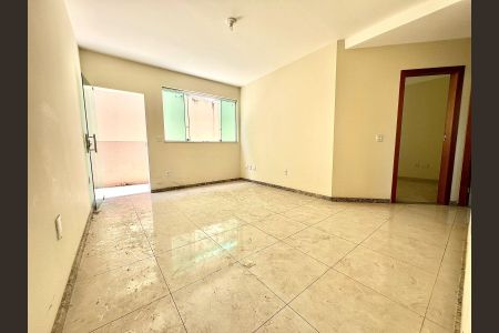 Apartamento à venda com 82m², 3 quartos e 1 vagaSala