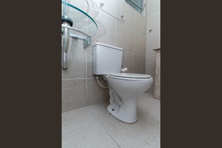 Casa à venda com 100m², 2 quartos e 1 vagaBanheiro Social