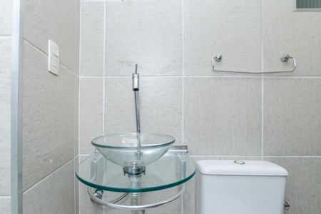 Casa à venda com 100m², 2 quartos e 1 vagaBanheiro Social