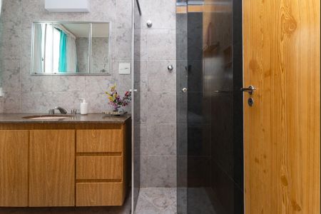 Apartamento à venda com 116m², 3 quartos e 1 vaga Apartamento à venda com 116m², 3 quartos e 1 vagaBanheiro do quarto 2 Suíte