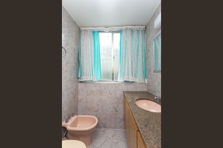 Apartamento à venda com 116m², 3 quartos e 1 vaga Apartamento à venda com 116m², 3 quartos e 1 vagaBanheiro do quarto 2 Suíte