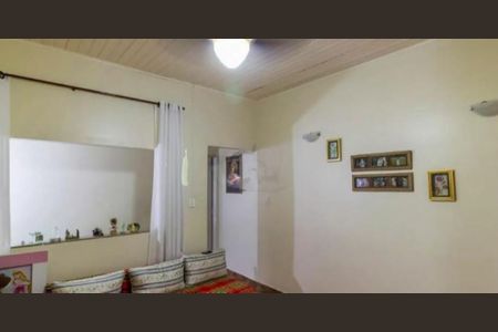 Casa à venda com 120m², 3 quartos e 1 vaga