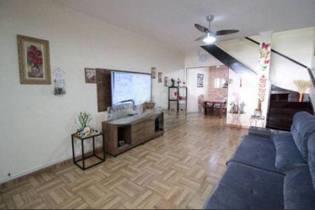 Casa à venda com 120m², 3 quartos e 1 vaga