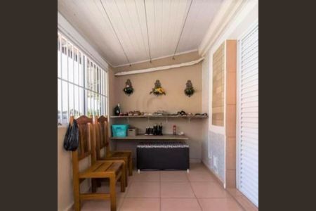 Casa à venda com 120m², 3 quartos e 1 vaga