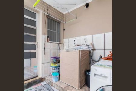 Casa à venda com 120m², 3 quartos e 1 vaga