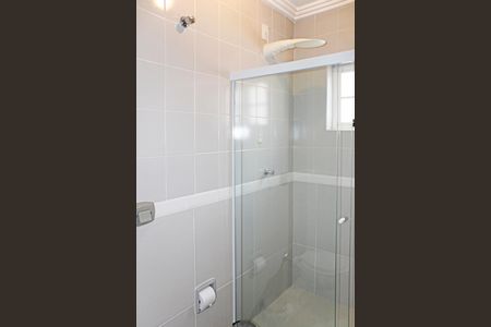 Casa de condomínio para alugar com 630m², 3 quartos e 3 vagasedícula