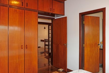 Casa de condomínio para alugar com 630m², 3 quartos e 3 vagasQuarto 1