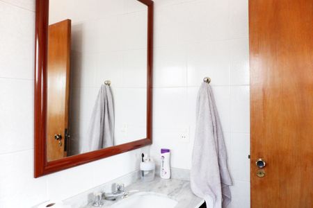 Casa de condomínio para alugar com 630m², 3 quartos e 3 vagasBanheiro do Quarto 3