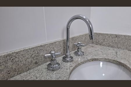Apartamento para alugar com 58m², 2 quartos e 2 vagas Apartamento para alugar com 58m², 2 quartos e 2 vagasBanheiro Quarto 1 suíte