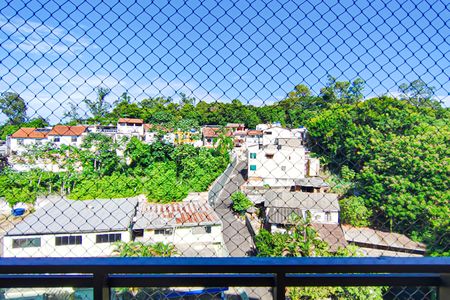 Apartamento à venda com 62m², 2 quartos e 1 vaga Apartamento à venda com 62m², 2 quartos e 1 vagaSala- varanda