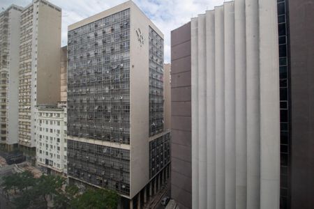 Apartamento à venda com 83m², 2 quartos e sem vagaVista