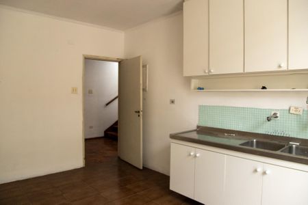 Casa à venda com 305m², 3 quartos e 4 vagas Casa à venda com 305m², 3 quartos e 4 vagasCozinha