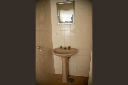 Casa à venda com 305m², 3 quartos e 4 vagas Casa à venda com 305m², 3 quartos e 4 vagasBanheiro 1