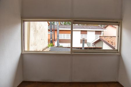 Casa à venda com 305m², 3 quartos e 4 vagas Casa à venda com 305m², 3 quartos e 4 vagasQuarto 1