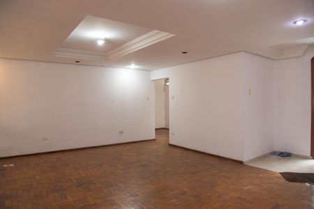 Casa à venda com 305m², 3 quartos e 4 vagas Casa à venda com 305m², 3 quartos e 4 vagasSala