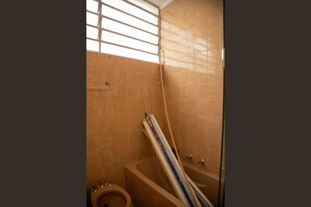 Casa à venda com 305m², 3 quartos e 4 vagas Casa à venda com 305m², 3 quartos e 4 vagasBanheiro 3