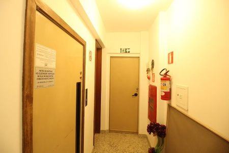 Apartamento à venda com 214m², 4 quartos e 2 vagasHall