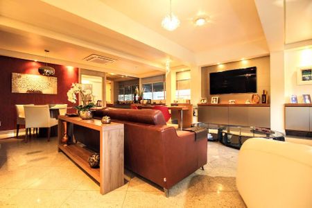 Apartamento à venda com 214m², 4 quartos e 2 vagasSala