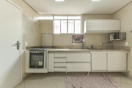 Casa para alugar com 140m², 3 quartos e 2 vagas Casa para alugar com 140m², 3 quartos e 2 vagasCozinha