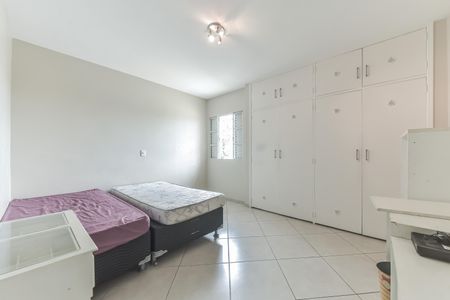Casa para alugar com 140m², 3 quartos e 2 vagas Casa para alugar com 140m², 3 quartos e 2 vagasQuarto 1