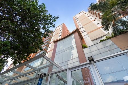 Apartamento à venda com 102m², 3 quartos e 2 vagasFachada