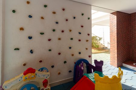 Apartamento à venda com 102m², 3 quartos e 2 vagasÁrea comum - Playground